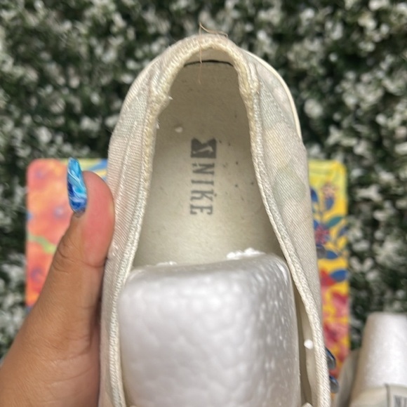 Nike Camo Sneakers - Picture 5 of 6